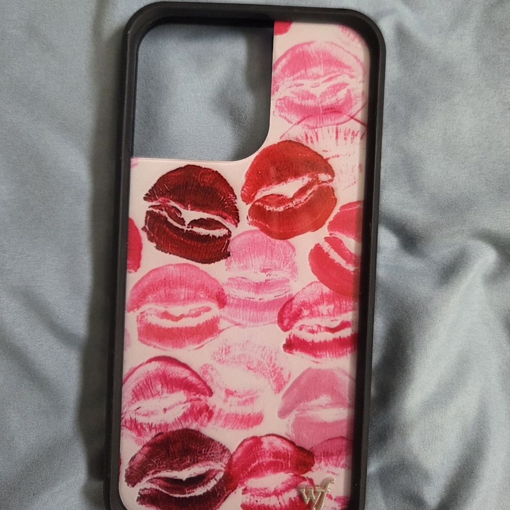 IPHONE 15 PRO MAX - Wildflower Cases X Kensington Lip Print Phone Case
